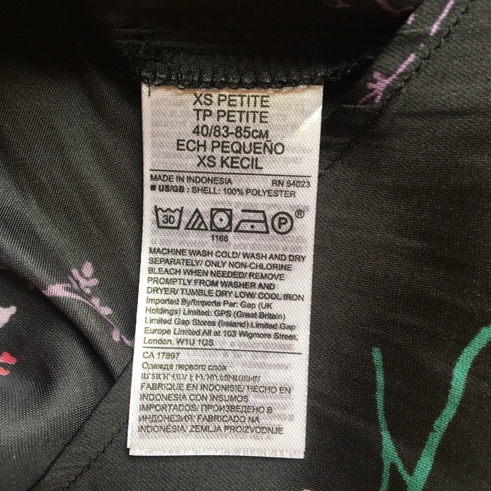 Floral Black Top/Blouse - Picture 4 of 4